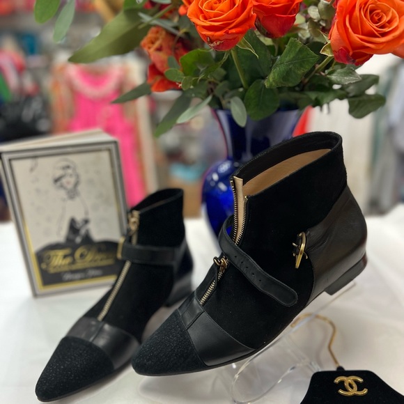 CHANEL Shoes - CHANEL Black Leather | Suede Pointed Toe Booties 40